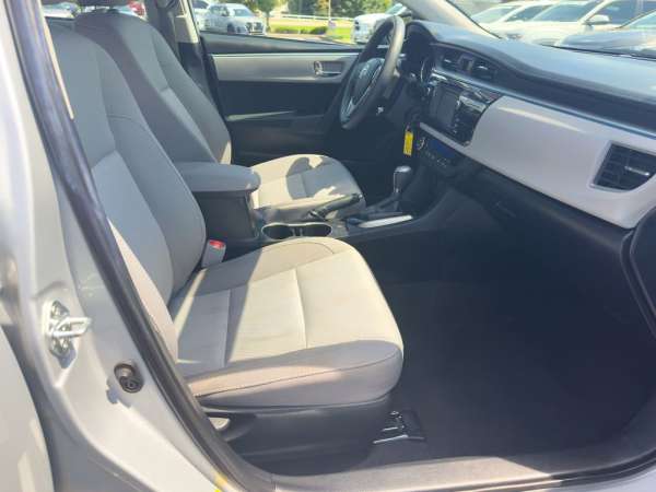 2015 Toyota Corolla LE - photo 12