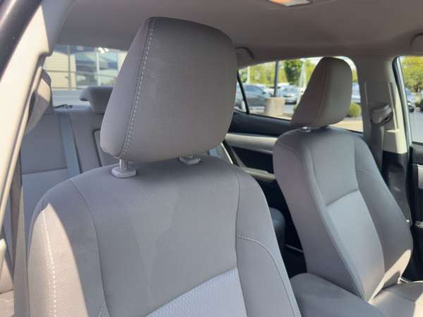 2015 Toyota Corolla LE - photo 14