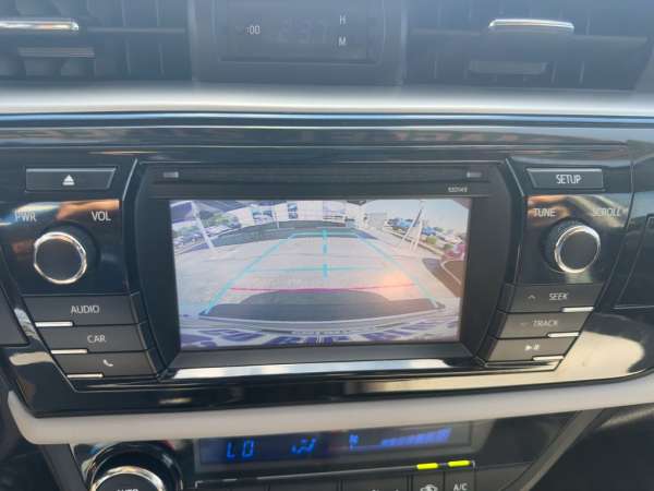 2015 Toyota Corolla LE - photo 32