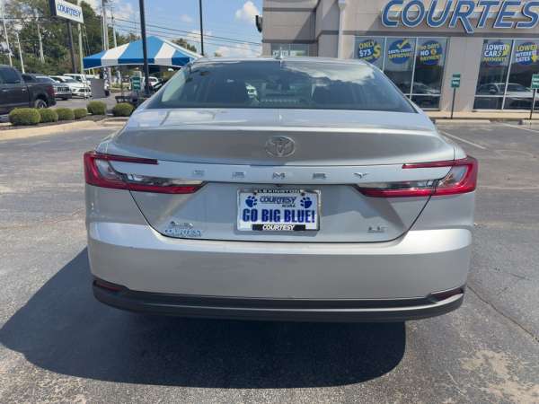 2025 Toyota Camry LE - photo 6