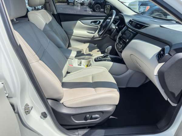 2020 Nissan Rogue Sport SL - photo 12