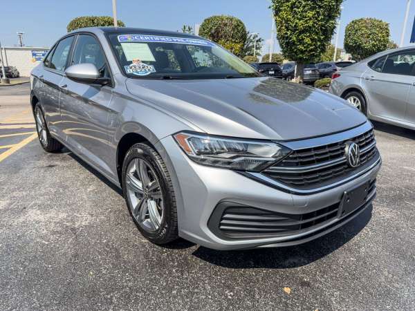 2024 Volkswagen Jetta 1.5T SE - photo 2