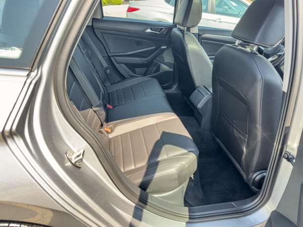 2024 Volkswagen Jetta 1.5T SE - photo 11