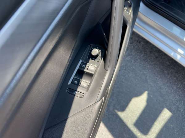 2024 Volkswagen Jetta 1.5T SE - photo 20