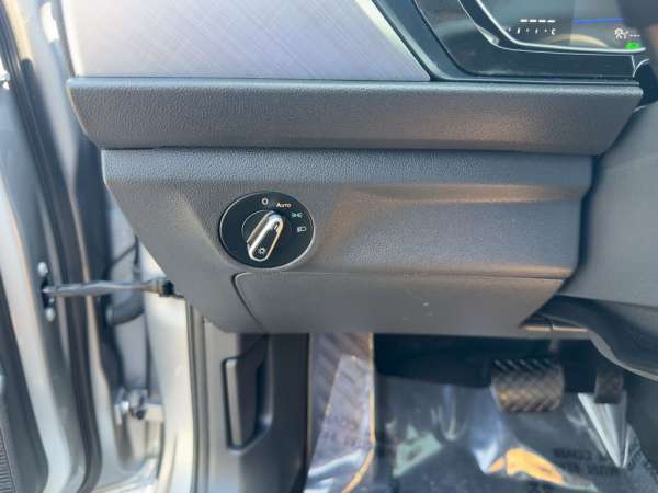 2024 Volkswagen Jetta 1.5T SE - photo 23