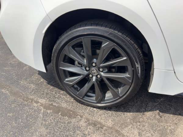 2025 Toyota Corolla SE - photo 9