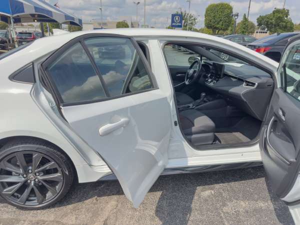 2025 Toyota Corolla SE - photo 10