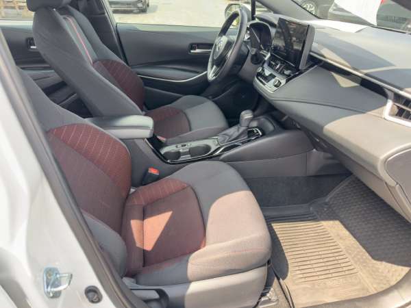 2025 Toyota Corolla SE - photo 12