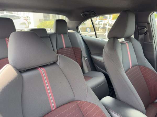 2025 Toyota Corolla SE - photo 14