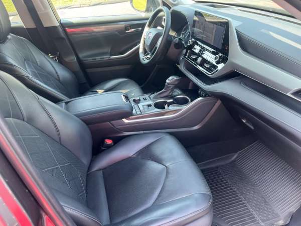 2021 Toyota Highlander Platinum - photo 13