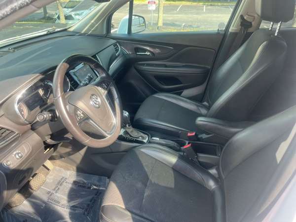 2022 Buick Encore Preferred - photo 9