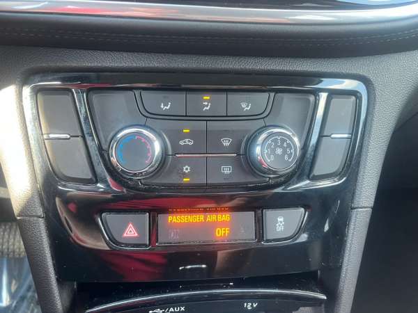 2022 Buick Encore Preferred - photo 16