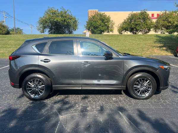 2021 Mazda CX-5 Touring - photo 4