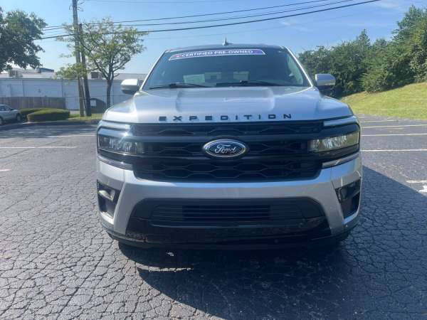 2024 Ford Expedition Limited - photo 2