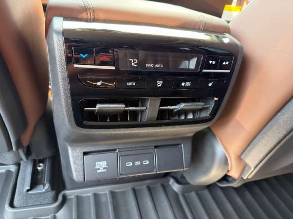 2026 Acura MDX Advance Package - photo 37