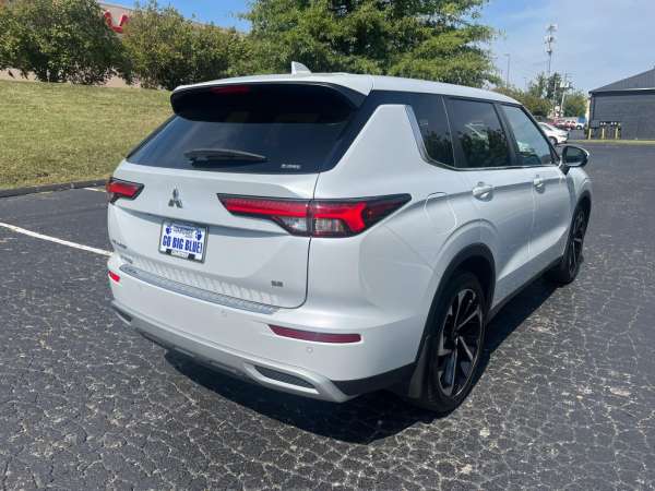 2024 Mitsubishi Outlander SE Black Edition - photo 5