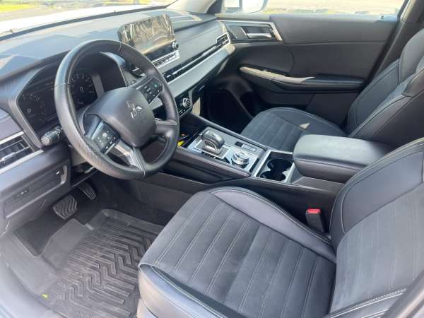 2024 Mitsubishi Outlander SE Black Edition - photo 9
