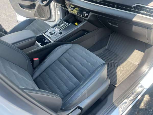 2024 Mitsubishi Outlander SE Black Edition - photo 12