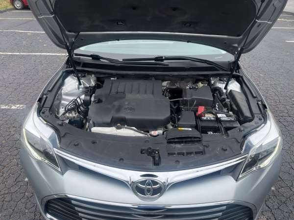 2016 Toyota Avalon Limited - photo 25