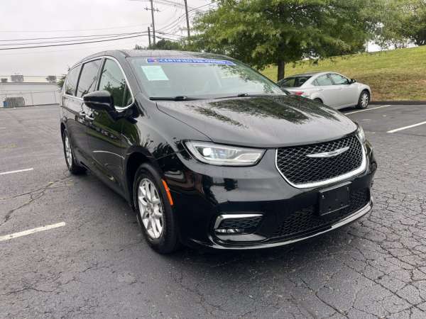 2024 Chrysler Pacifica Touring L - photo 3