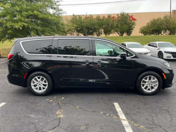 2024 Chrysler Pacifica Touring L - photo 4