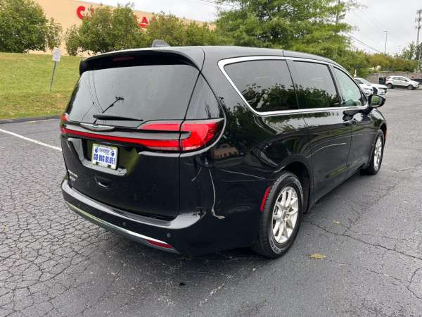 2024 Chrysler Pacifica Touring L - photo 5