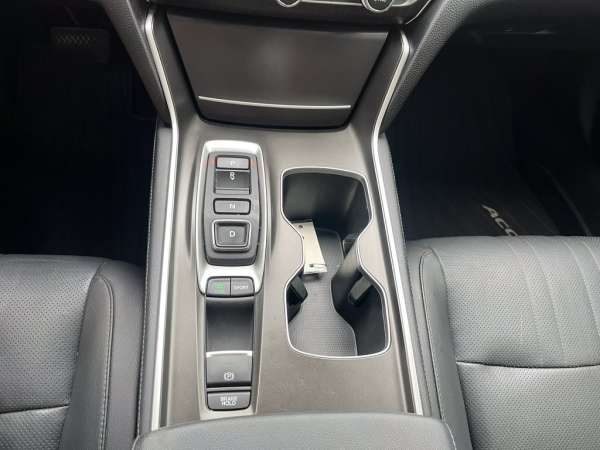 2022 Honda Accord Touring 2.0T - photo 15