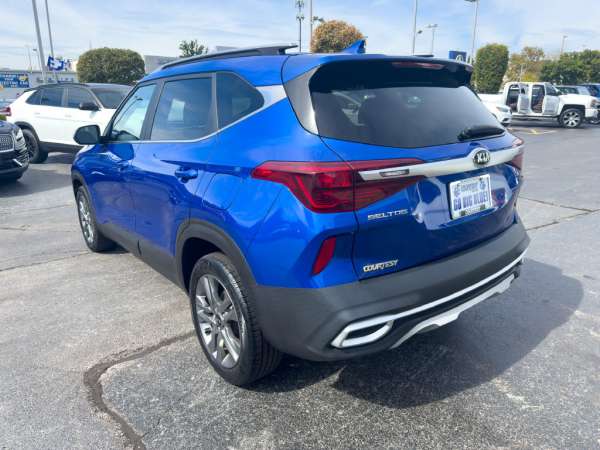 2021 Kia Seltos S - photo 7