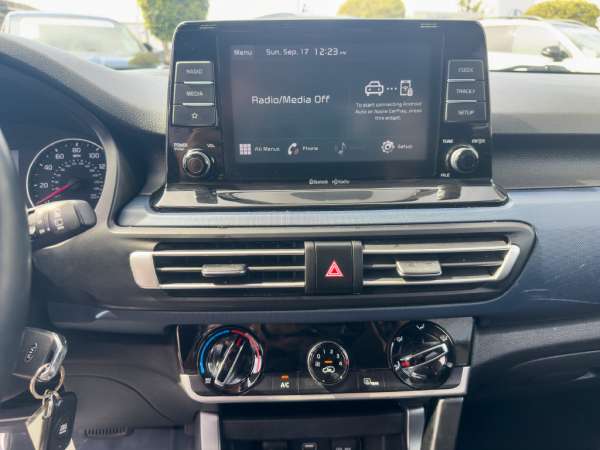 2021 Kia Seltos S - photo 27