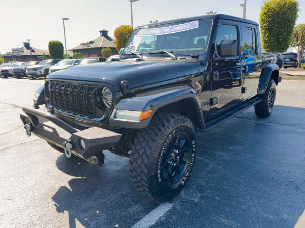 2024 Jeep Gladiator Willys - photo 3