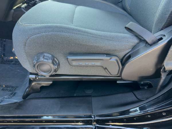 2024 Jeep Gladiator Willys - photo 20