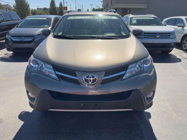 2014 Toyota RAV4 XLE - photo 2