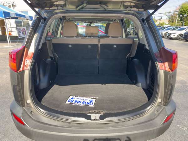 2014 Toyota RAV4 XLE - photo 17