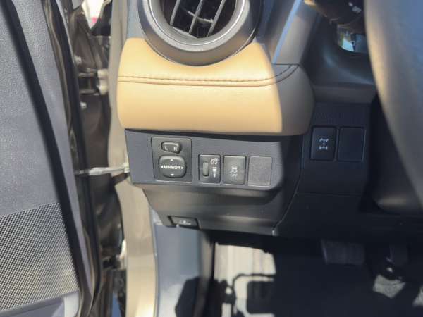 2014 Toyota RAV4 XLE - photo 23