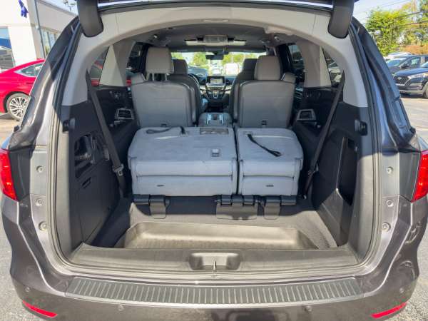 2018 Honda Odyssey Elite - photo 17