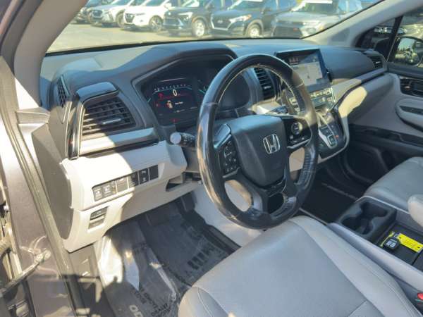 2018 Honda Odyssey Elite - photo 26