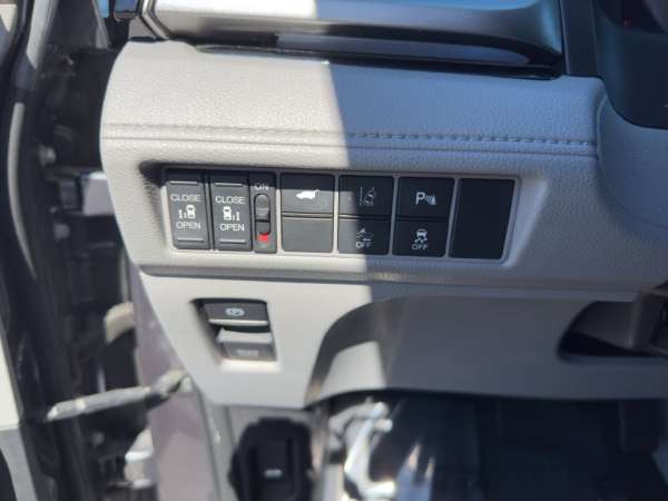 2018 Honda Odyssey Elite - photo 27