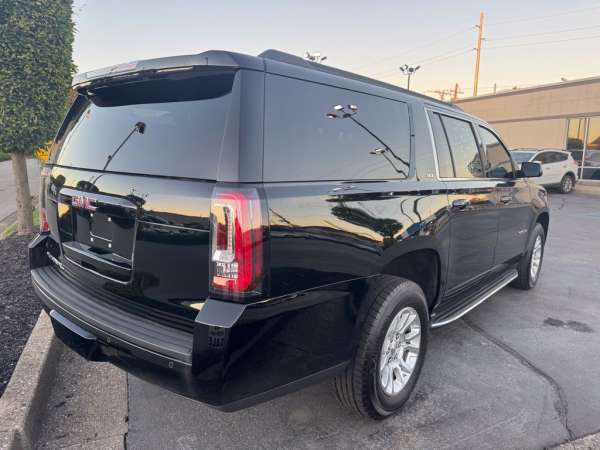 2020 GMC Yukon XL SLT - photo 5