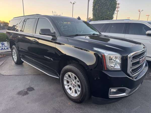 2020 GMC Yukon XL SLT - photo 6