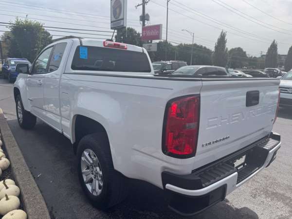 2022 Chevrolet Colorado LT - photo 2