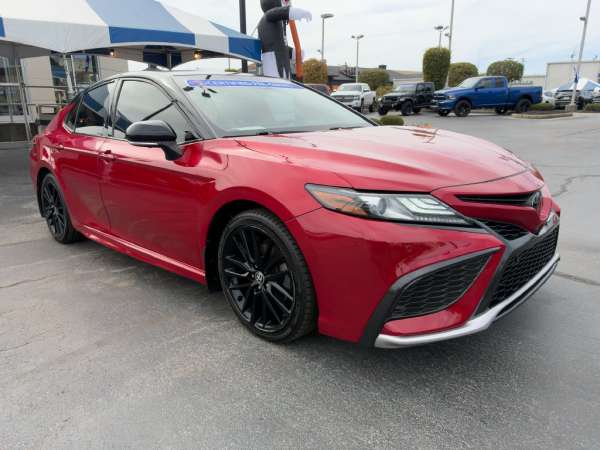 2022 Toyota Camry XSE - photo 3