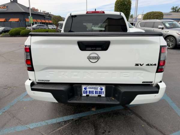 2023 Nissan Frontier SV - photo 6