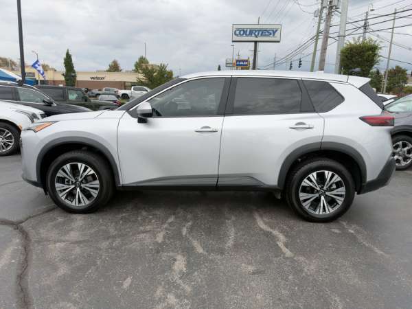 2023 Nissan Rogue SV - photo 8