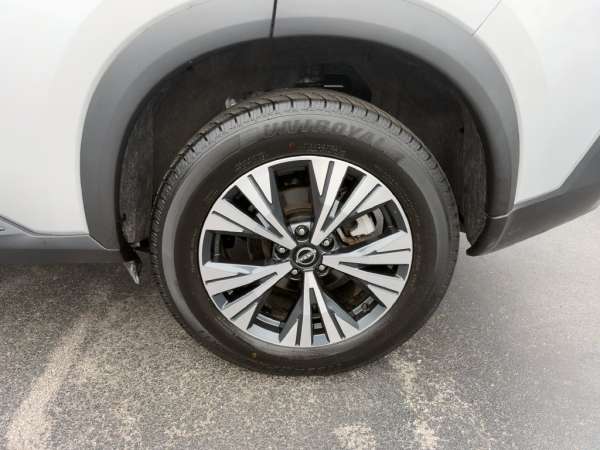 2023 Nissan Rogue SV - photo 9