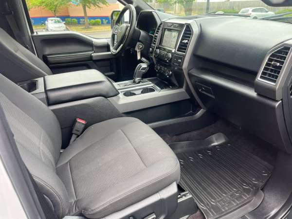 2016 Ford F-150 XLT - photo 12
