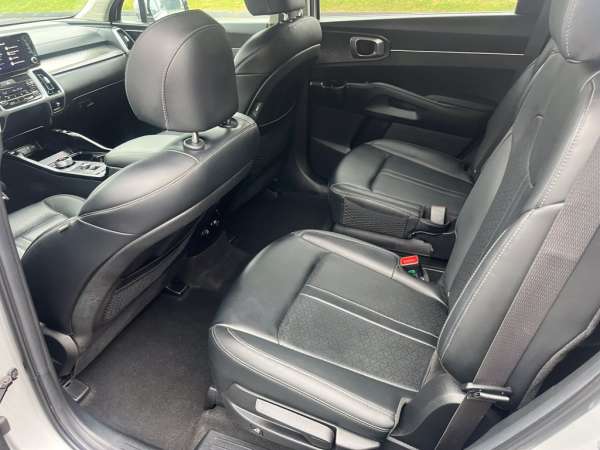 2023 Kia Sorento Hybrid EX - photo 10