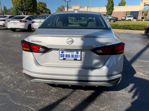 2025 Nissan Altima 2.5 SV - photo 6