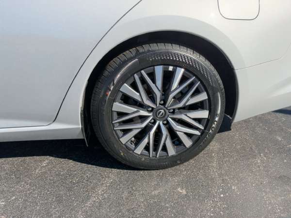 2025 Nissan Altima 2.5 SV - photo 9