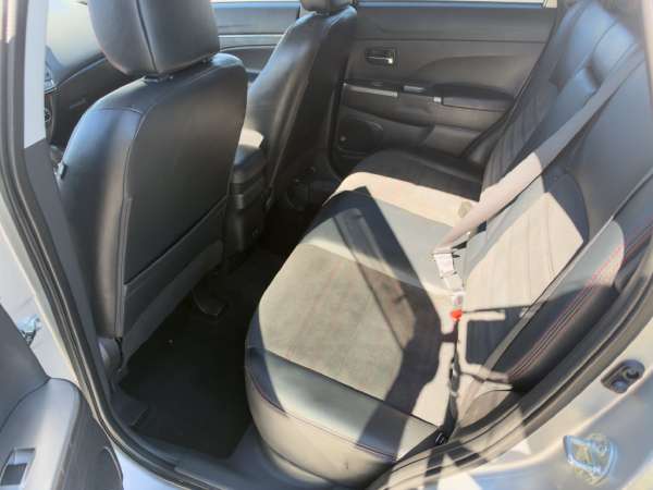 2024 Mitsubishi Outlander Sport 2.0 SE - photo 17